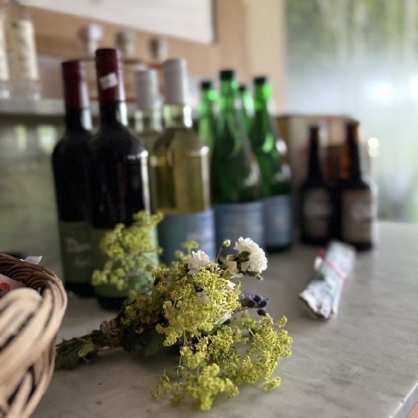 regionale produkte wein nudeln brand schnaps geschenke